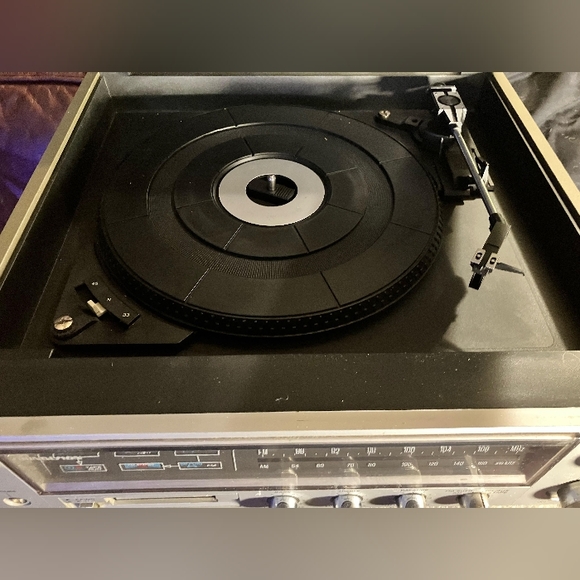 *VINTAGE* SounDesign Casette/Vinyl Record player - Picture 2 of 4